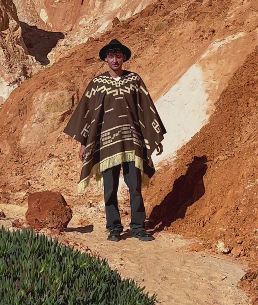 Brown Clint Eastwood Poncho: Handmade from Alpaca Wool - Laipaca: Handcrafted Alpaca Finery