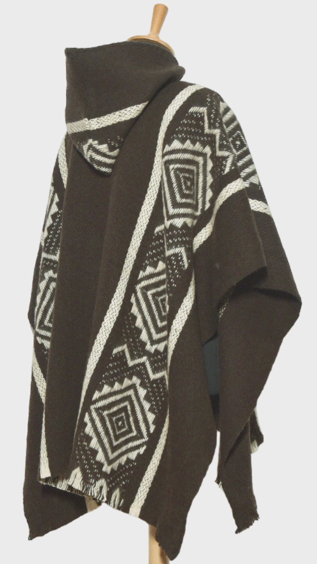 Dark Brown Llama Wool Unisex Poncho - Laipaca: Handcrafted Alpaca Finery